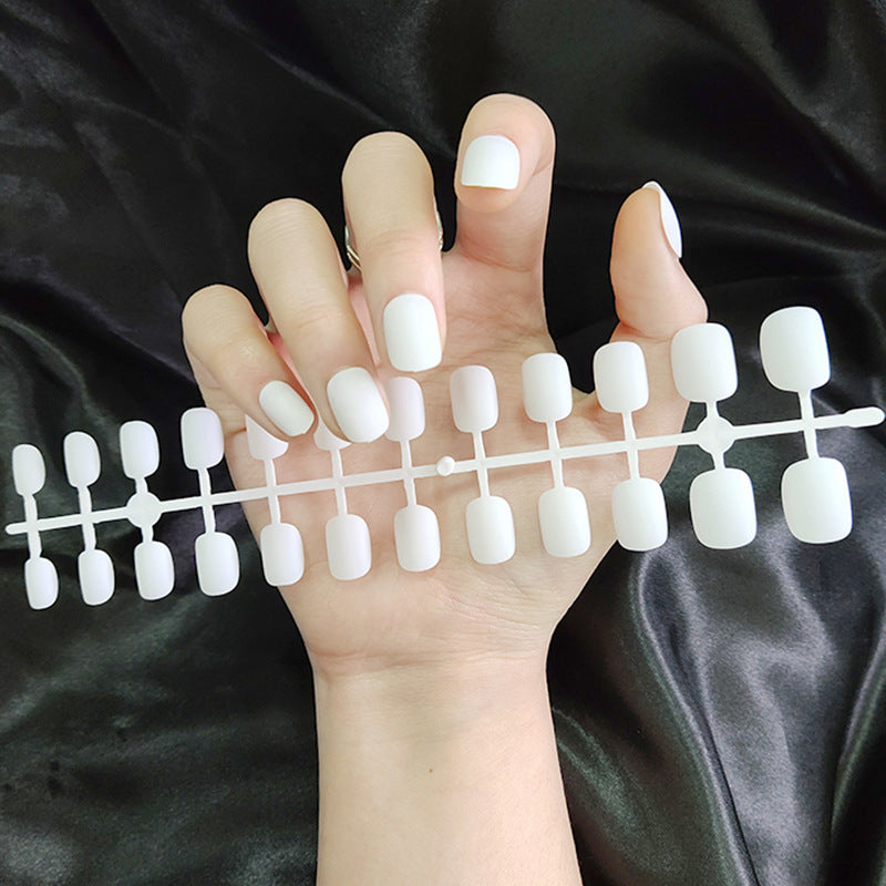 Starry Sky Matte Nails - Short Round Fake Nail Set