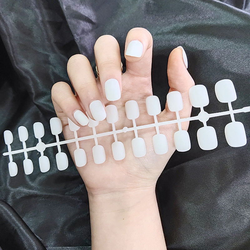Starry Sky Matte Nails - Short Round Fake Nail Set